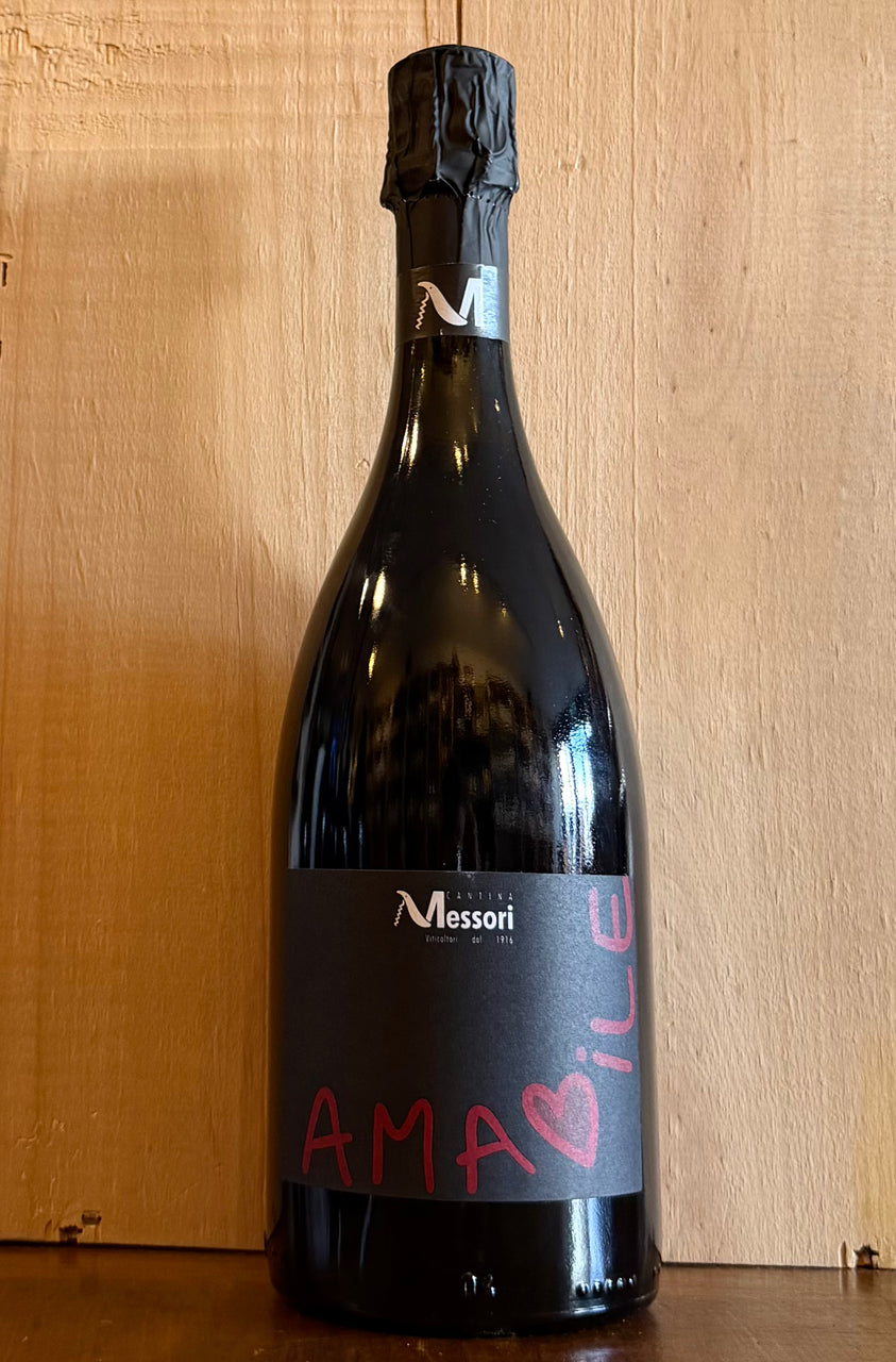 'AMABILE' Lambrusco Sweet (Fizzy Chilled Red) - Cantina Messori